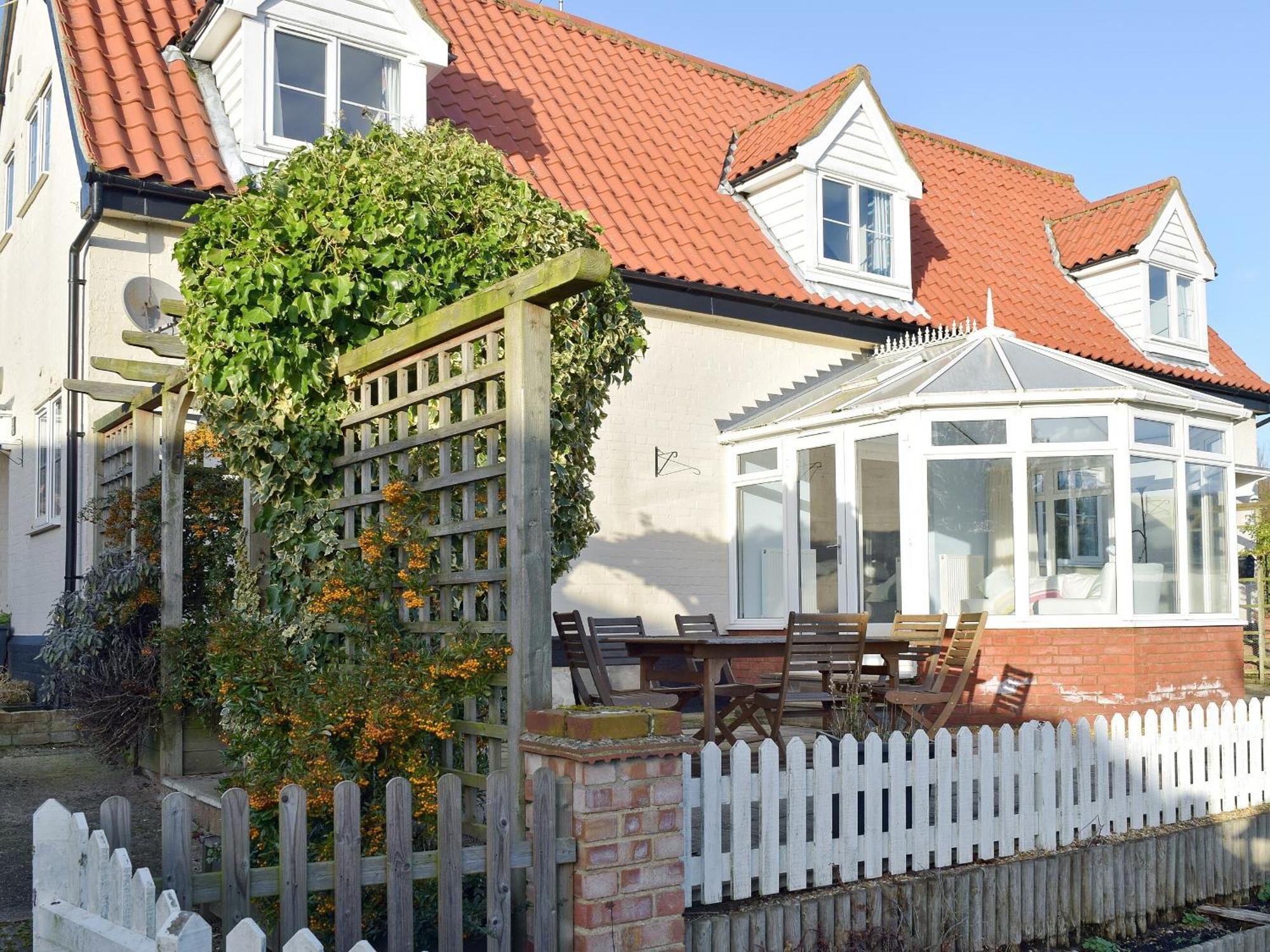 Granary Cottage Bentley  Экстерьер фото