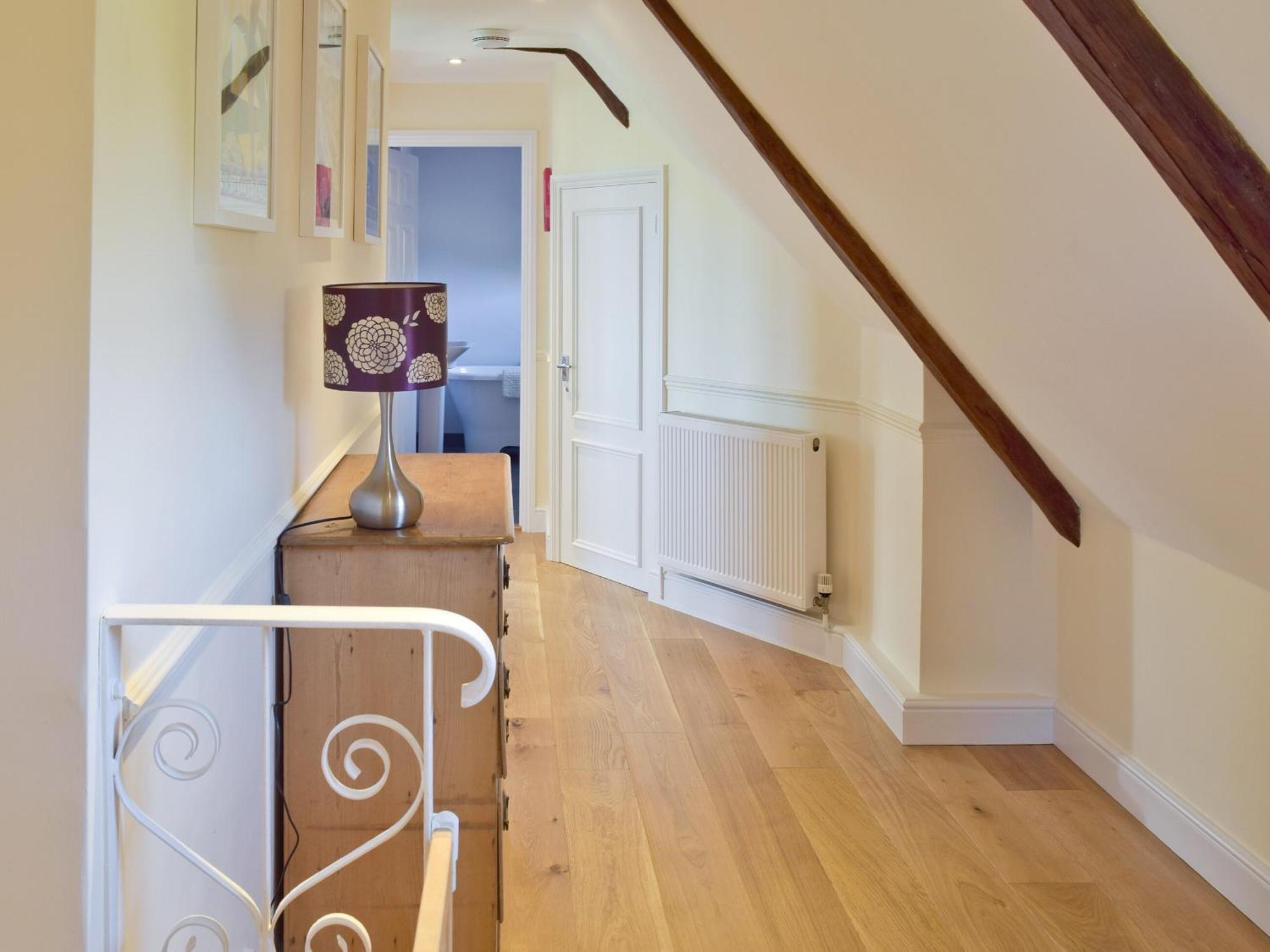 Granary Cottage Bentley  Экстерьер фото